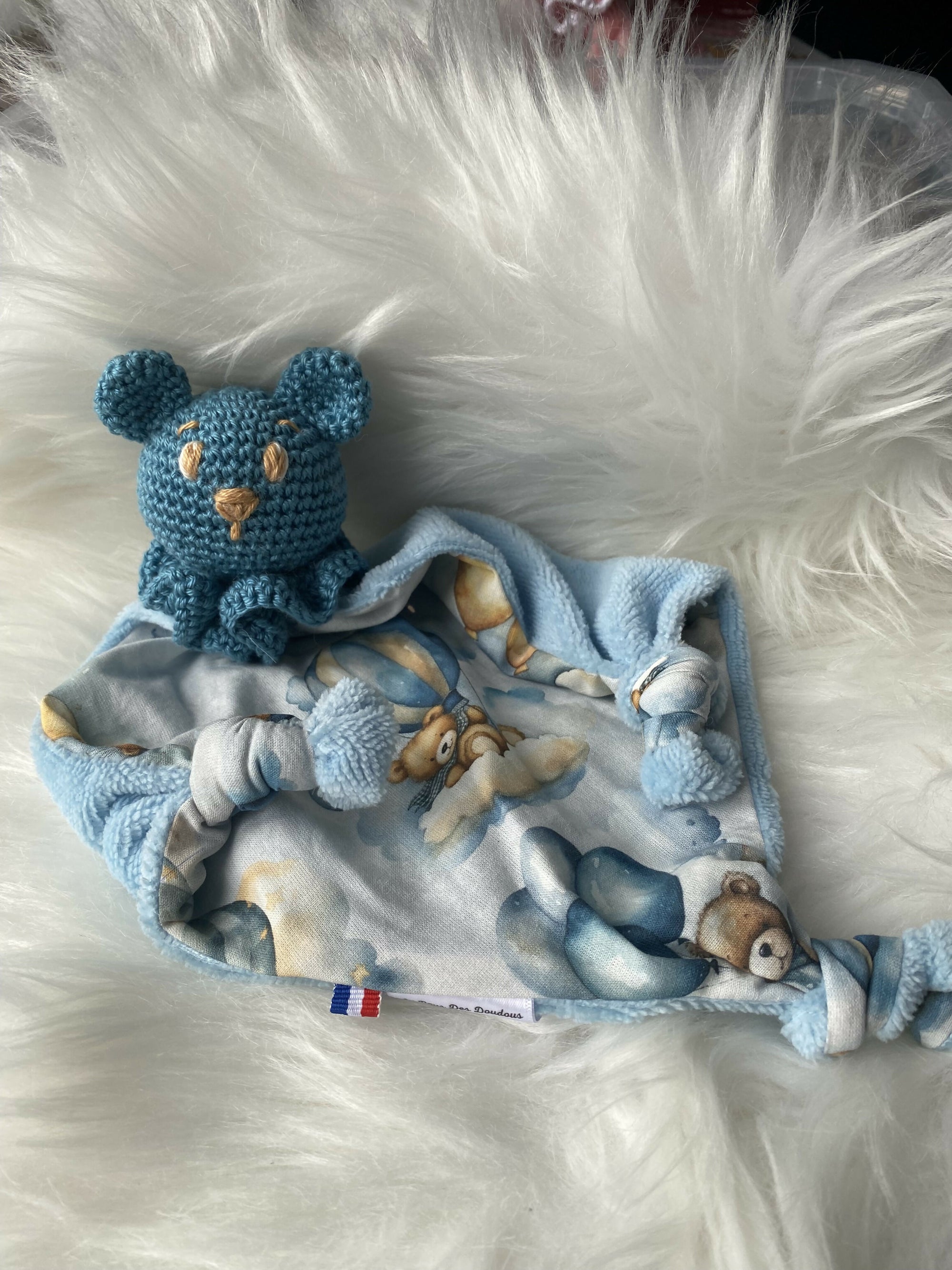 DOUDOU OURSON MONGOLFIERE