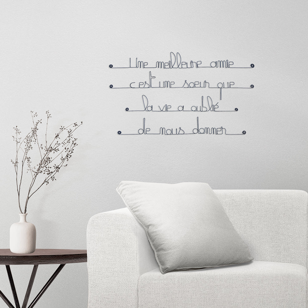 Citation en fil de fer " Une meilleure amie, c'est une soeur que la vie a oublié de nous donner " - à punaiser - Bijoux de mur