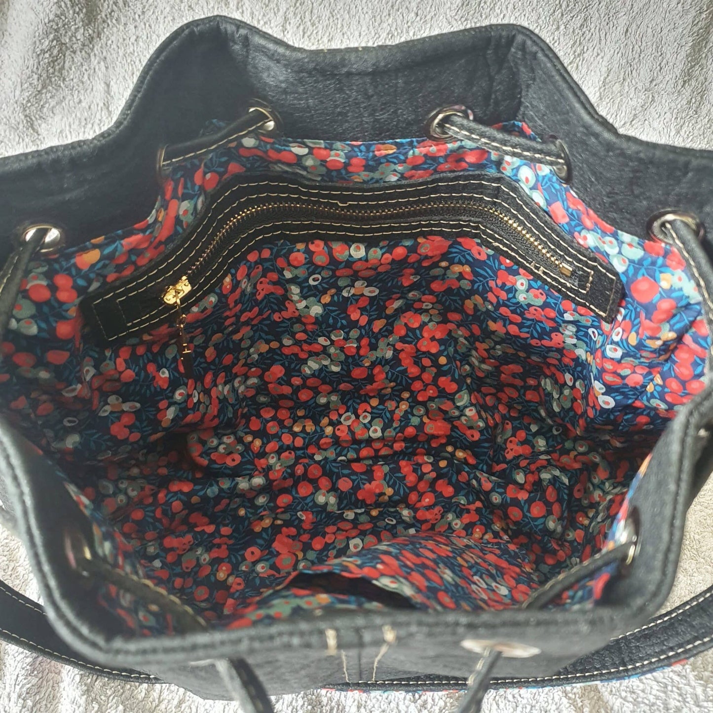 Sac seau en Piñatex ( Piñatex®) noir