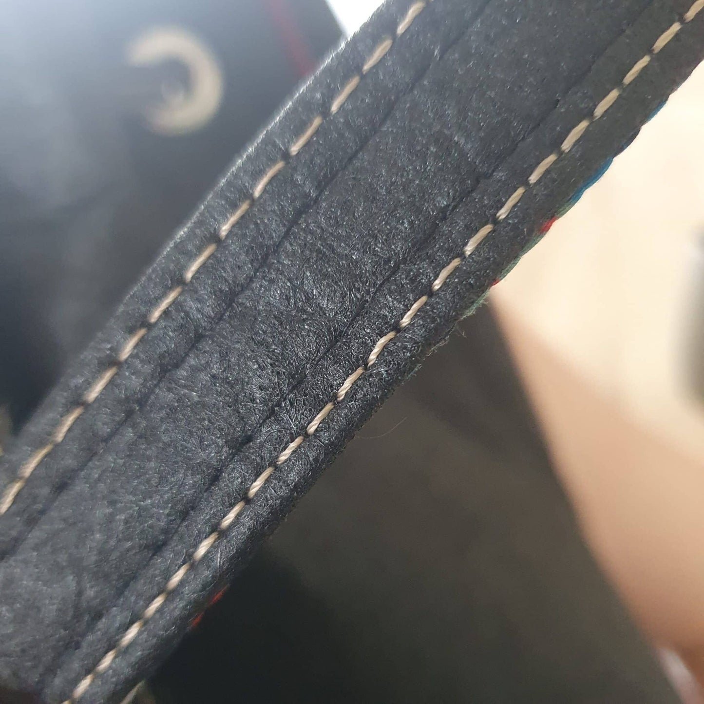 Sac seau en Piñatex ( Piñatex®) noir