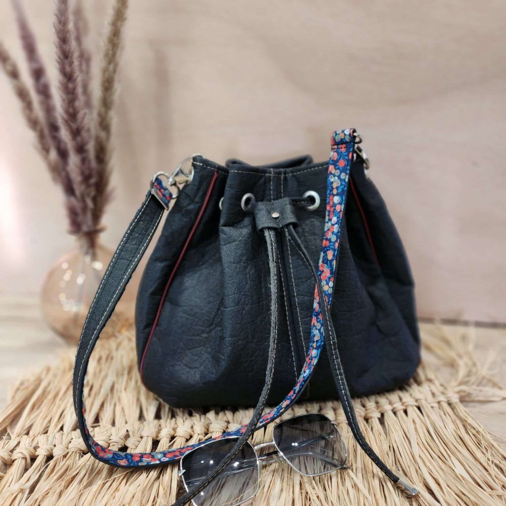 Sac seau en Piñatex ( Piñatex®) noir