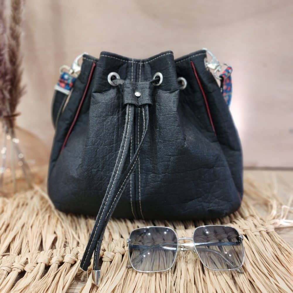 Sac seau en Piñatex ( Piñatex®) noir
