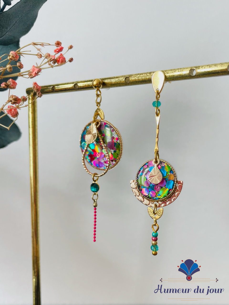 Clous "disco asymétriques" multicolores