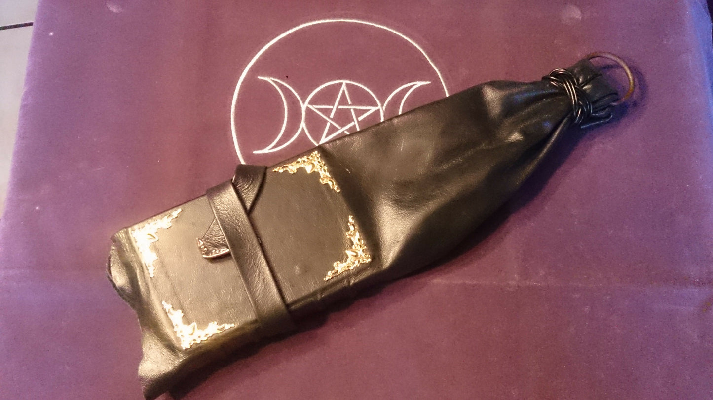 Grimoire / livre d'or de ceinture