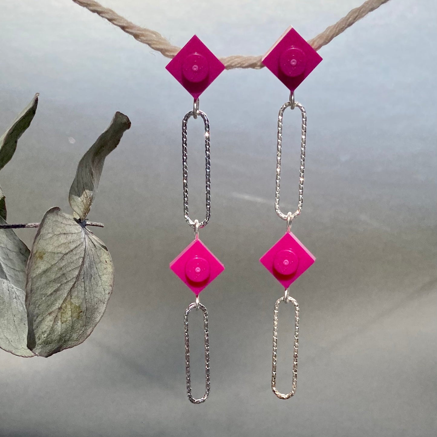 Boucles d'oreilles longues argentées - Les Voltigeuses
