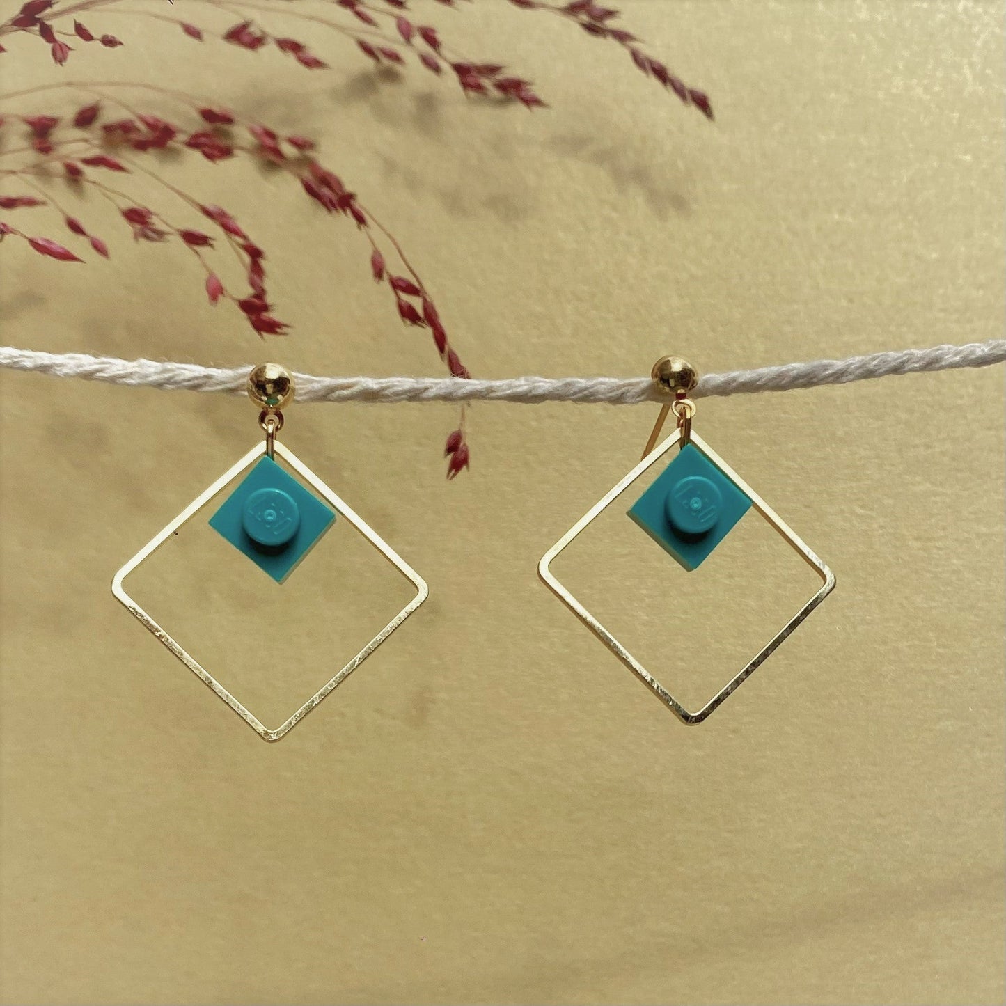 Boucles d'oreilles pendantes - Les Charmeuses