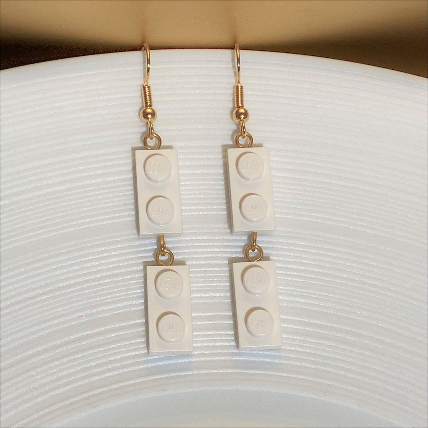 Boucles d'oreilles pendantes dorées - Les Papoteuses