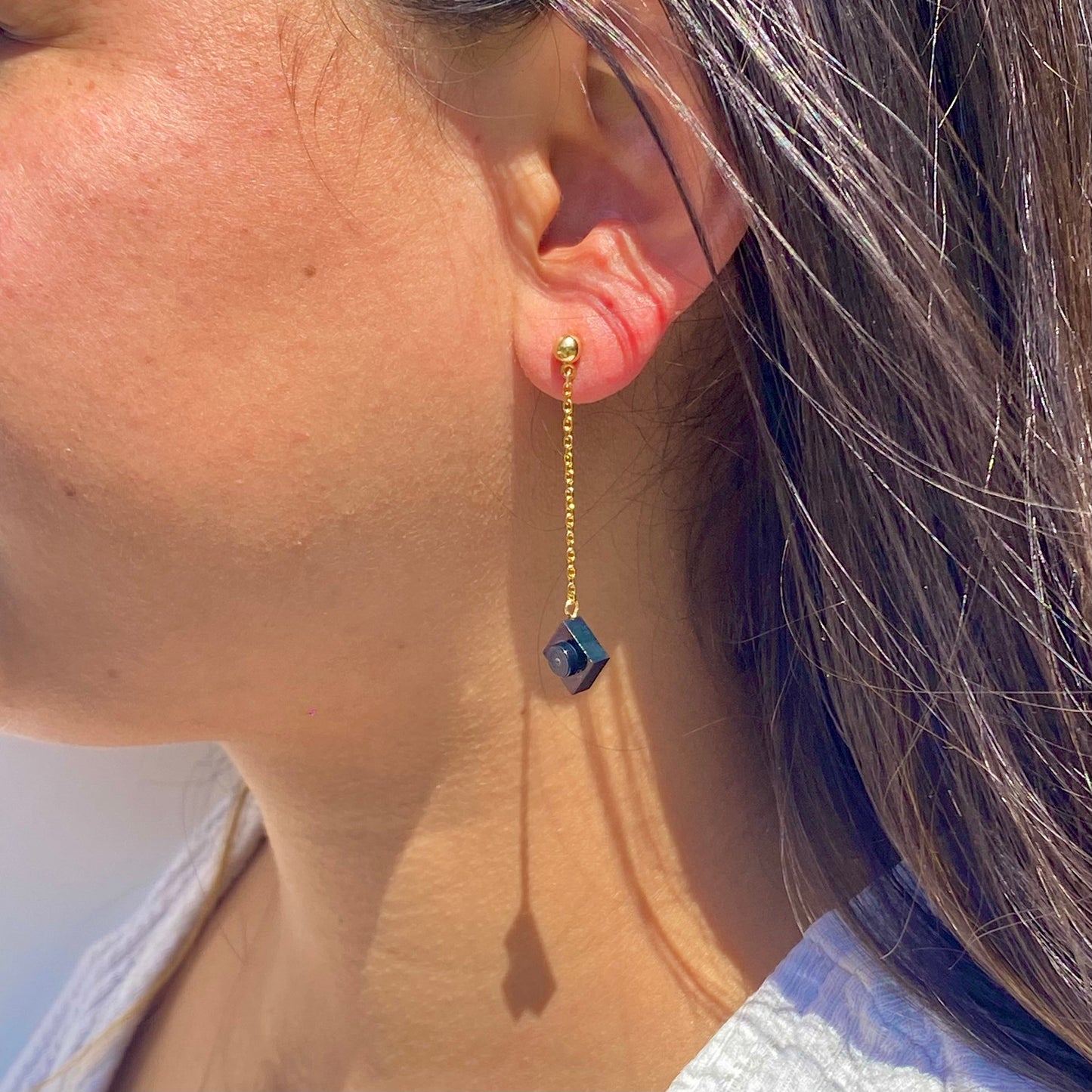 Boucles d'oreilles dorées longues - Les Hypnotiseuses