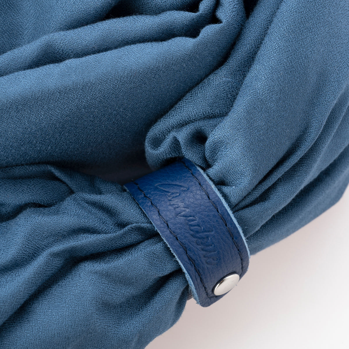 Echarpe Bleue Clair