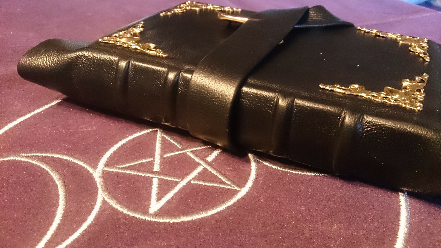 Grimoire / livre d'or de ceinture