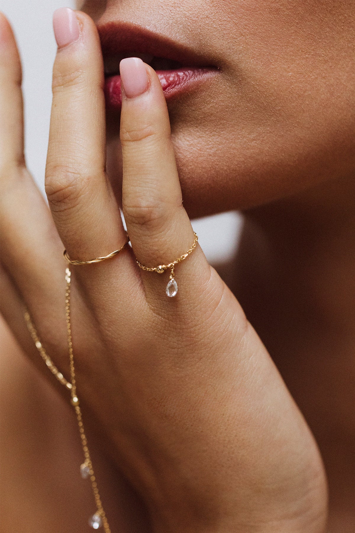 Bague chaînette pampille Mia - Or 750‰ Diamant blanc
