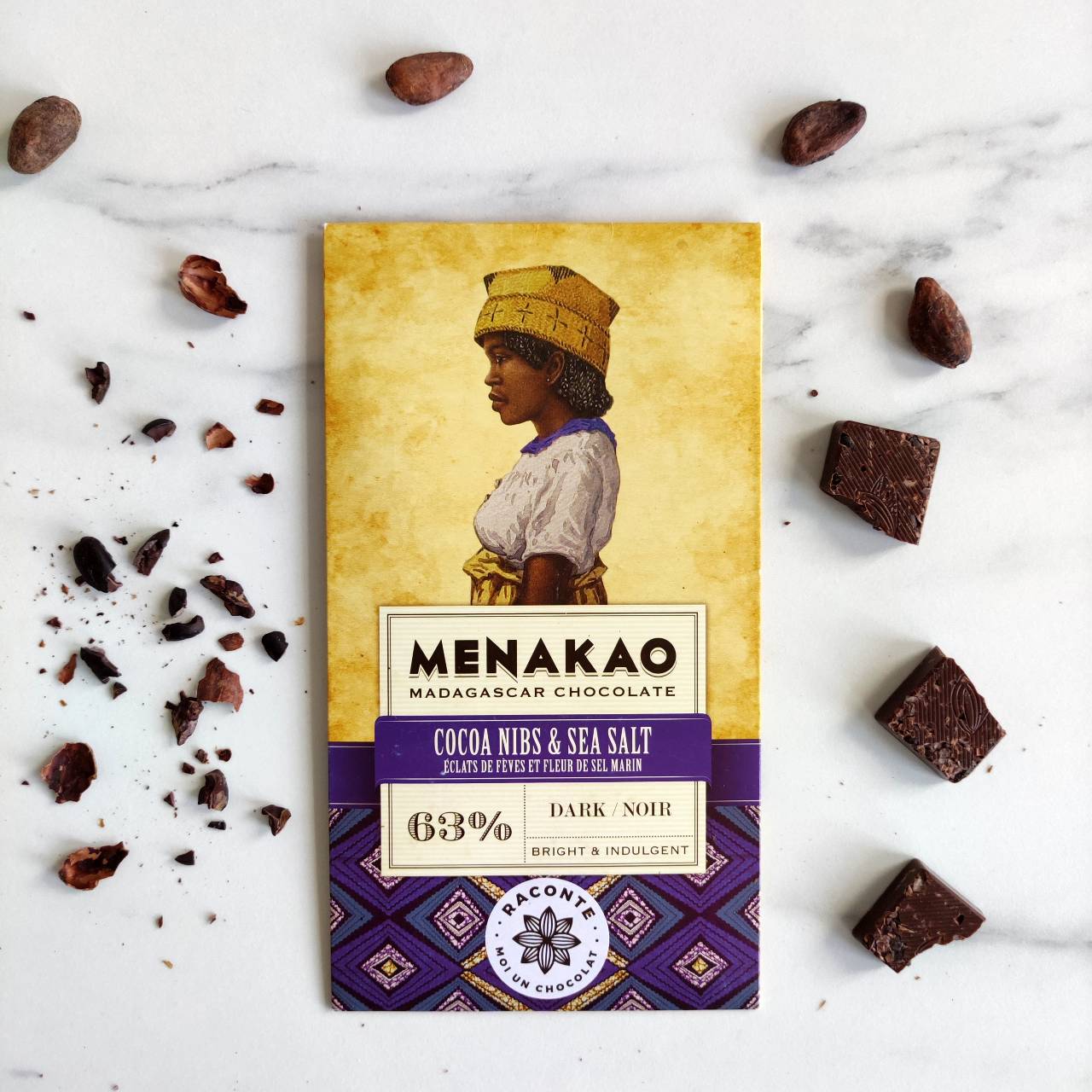 Chocolat Bean-to-Bar Menakao- 63% de cacao aux éclats de fèves et à la fleur de sel Menakao fête des pères fête des mères Fête des grands-mères fleur de sel chocolat équitable chocolat noir chocolat livraison Chocolat de Madagascar chocolat d'origine Madagascar chocolat d'origine chocolat bean-to-bar chocolat 63% boost Bean-to-Bar