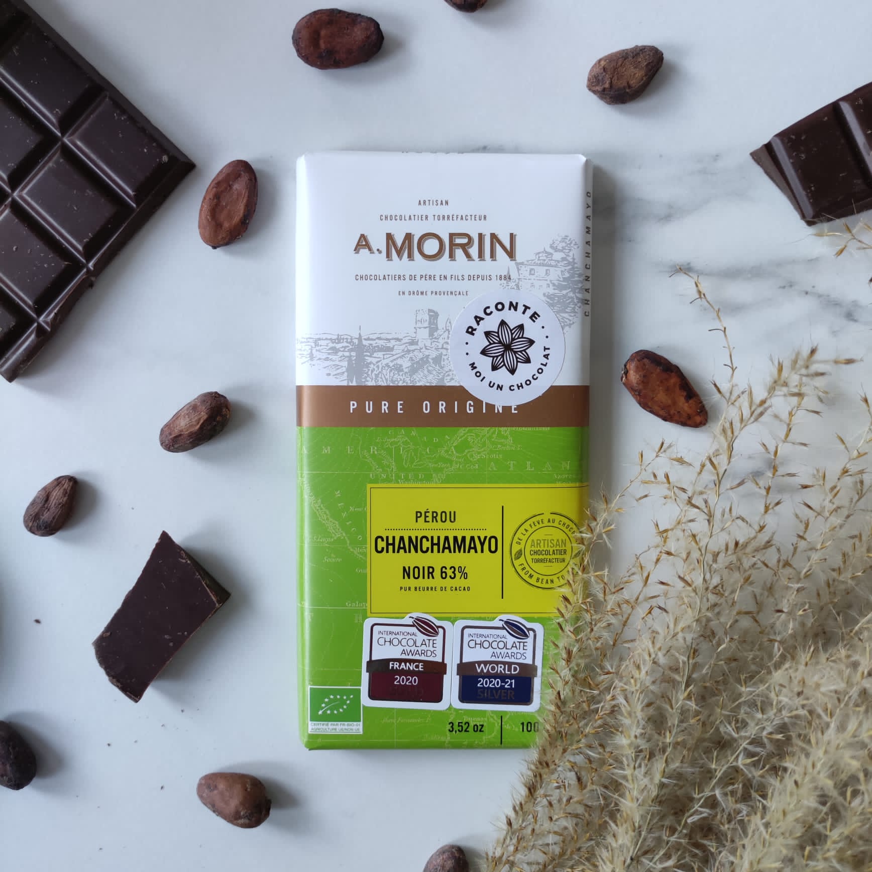 A.Morin, artisan chocolatier, vous propose une tablette de chocolat noir 63% de cacao tout droit venu de la plantation de Chanchamayo au Pérou. Cette plaque doublement médaillée est élue meilleur chocolat de France en 2020 et 2ème meilleur chocolat du monde en 2021.