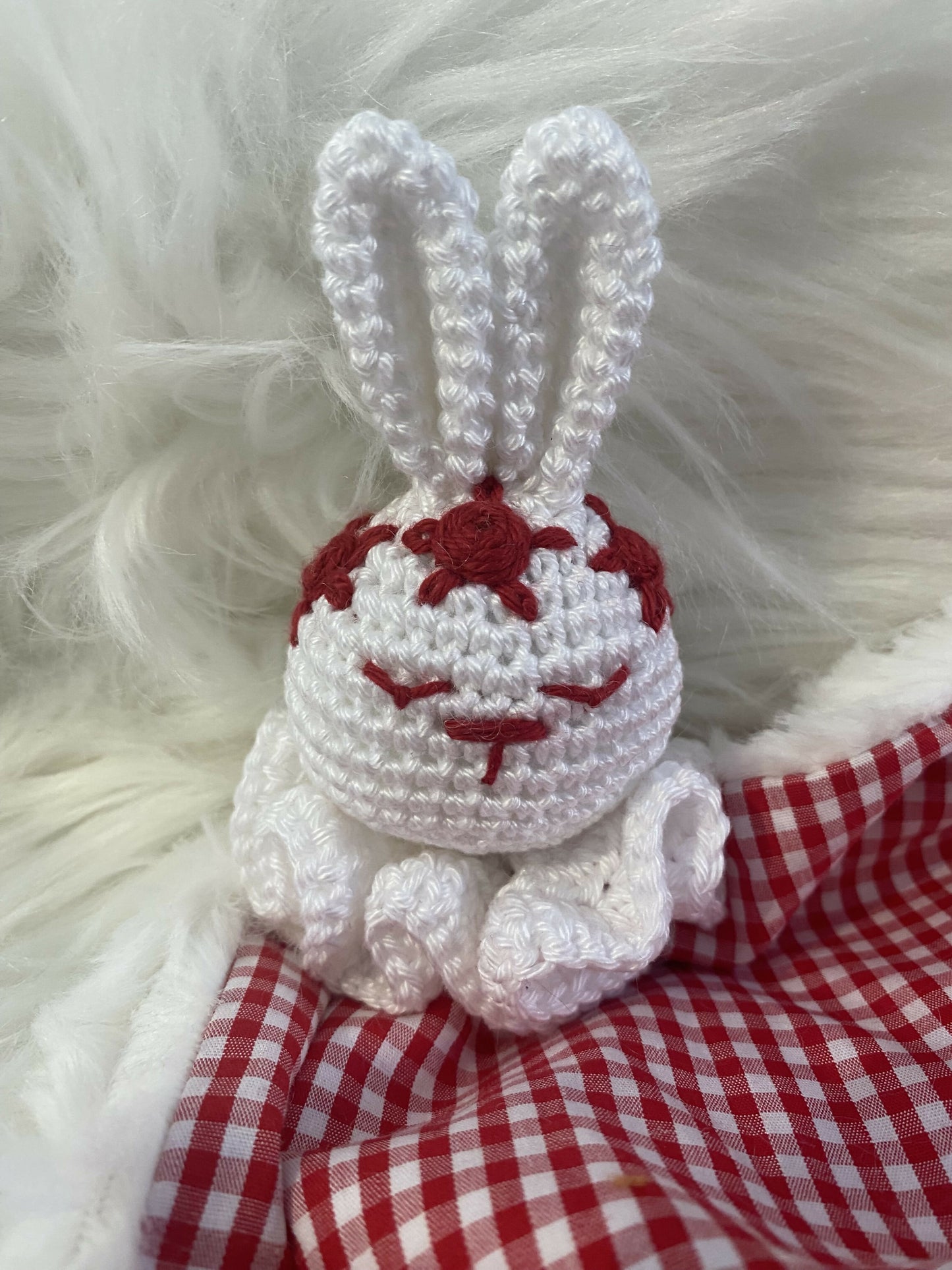 LAPIN VICHY ROUGE ET BLANC 2