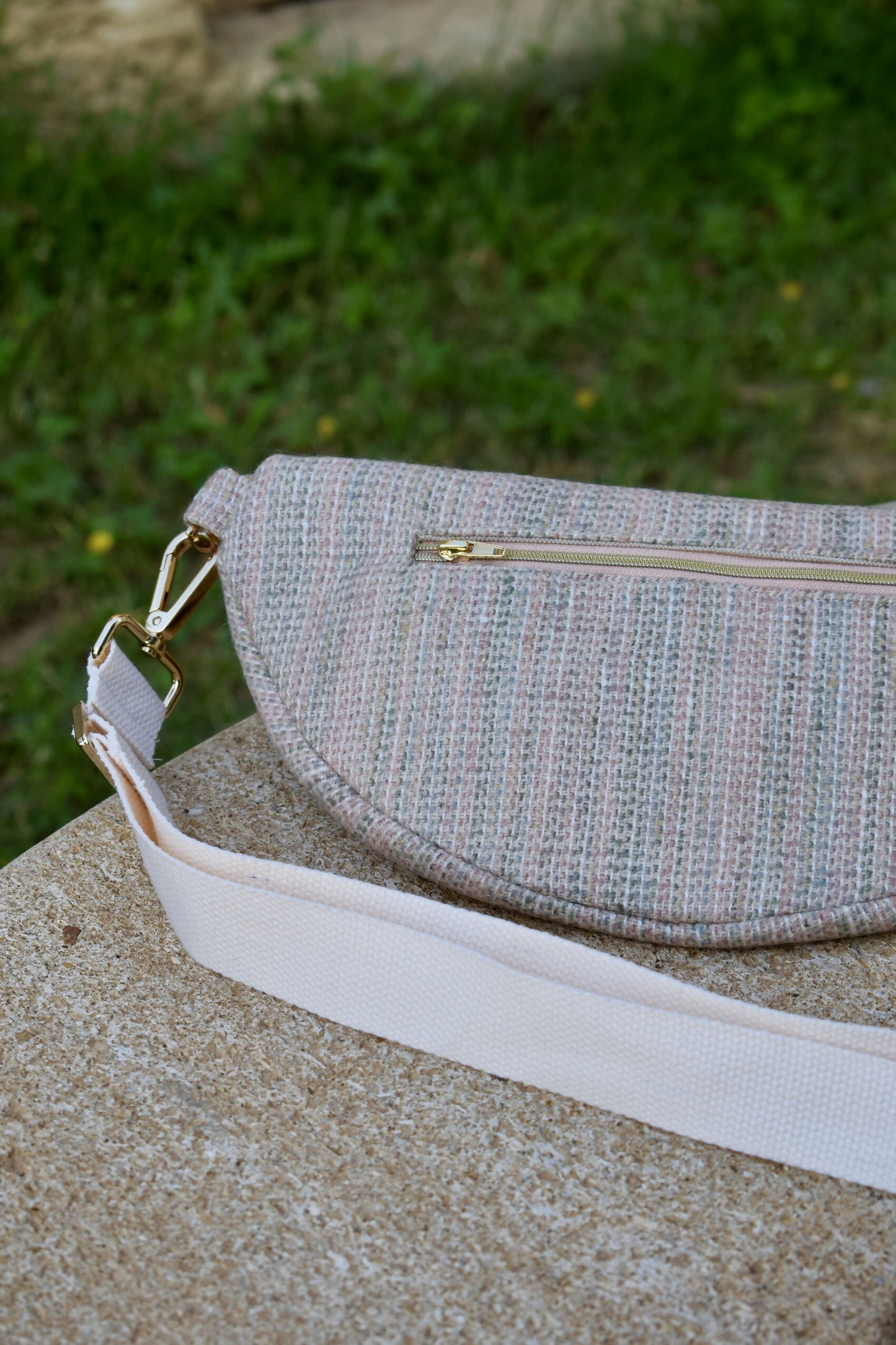SAC BANANE HORTENSE LAINE PASTEL