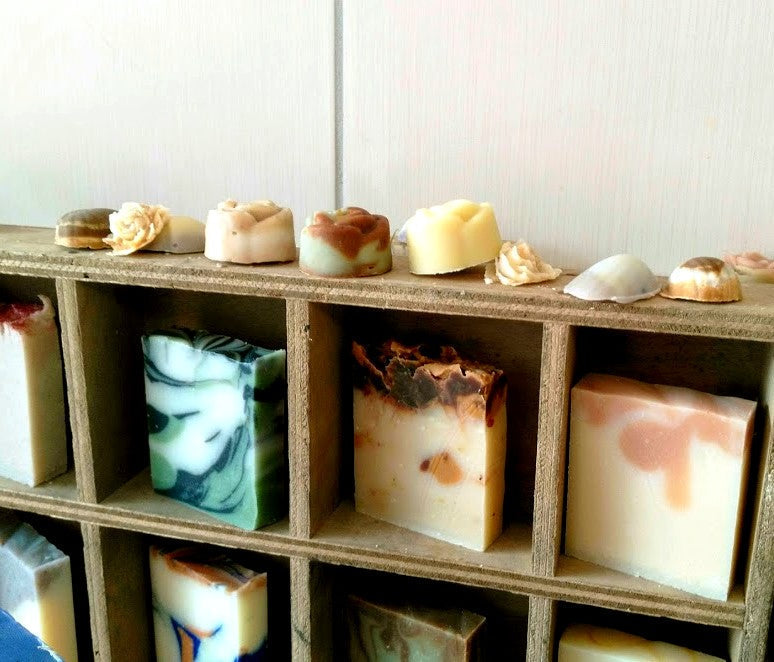 Savons solides | Fabriqués en Bretagne | Bio & vegan | 6 savons différents
