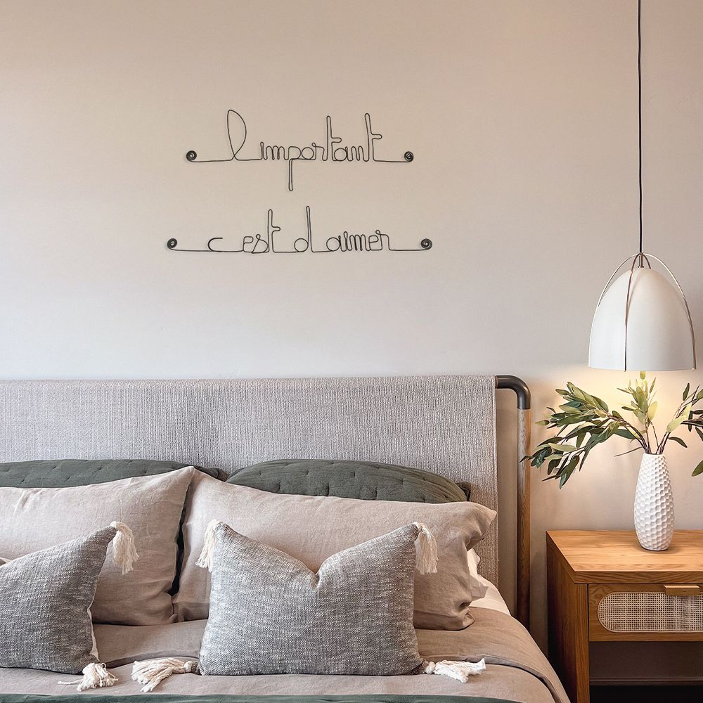 Citation en fil de fer " L'important c'est d'aimer " - à punaiser - Bijoux de mur