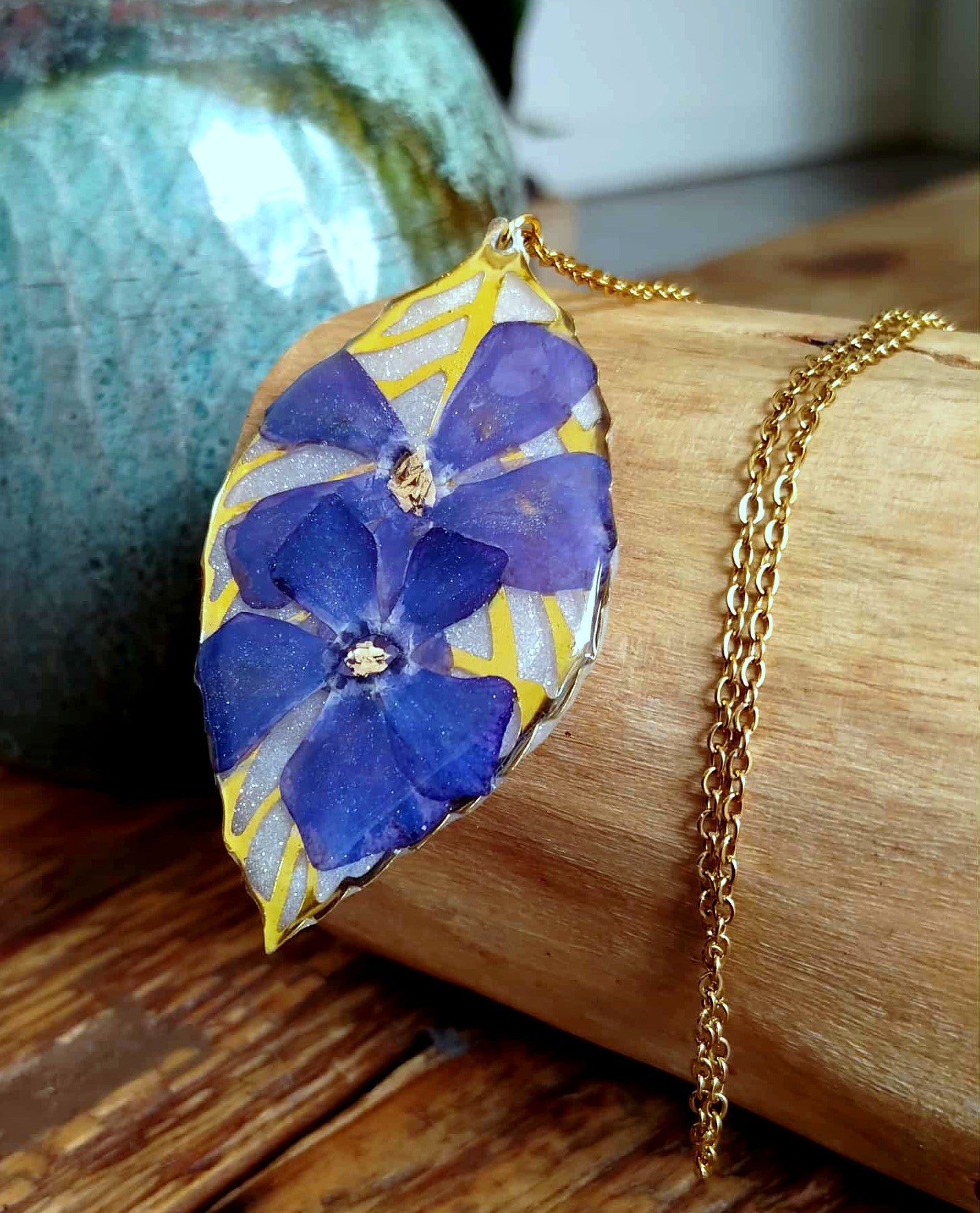 Collier, Periwinkle