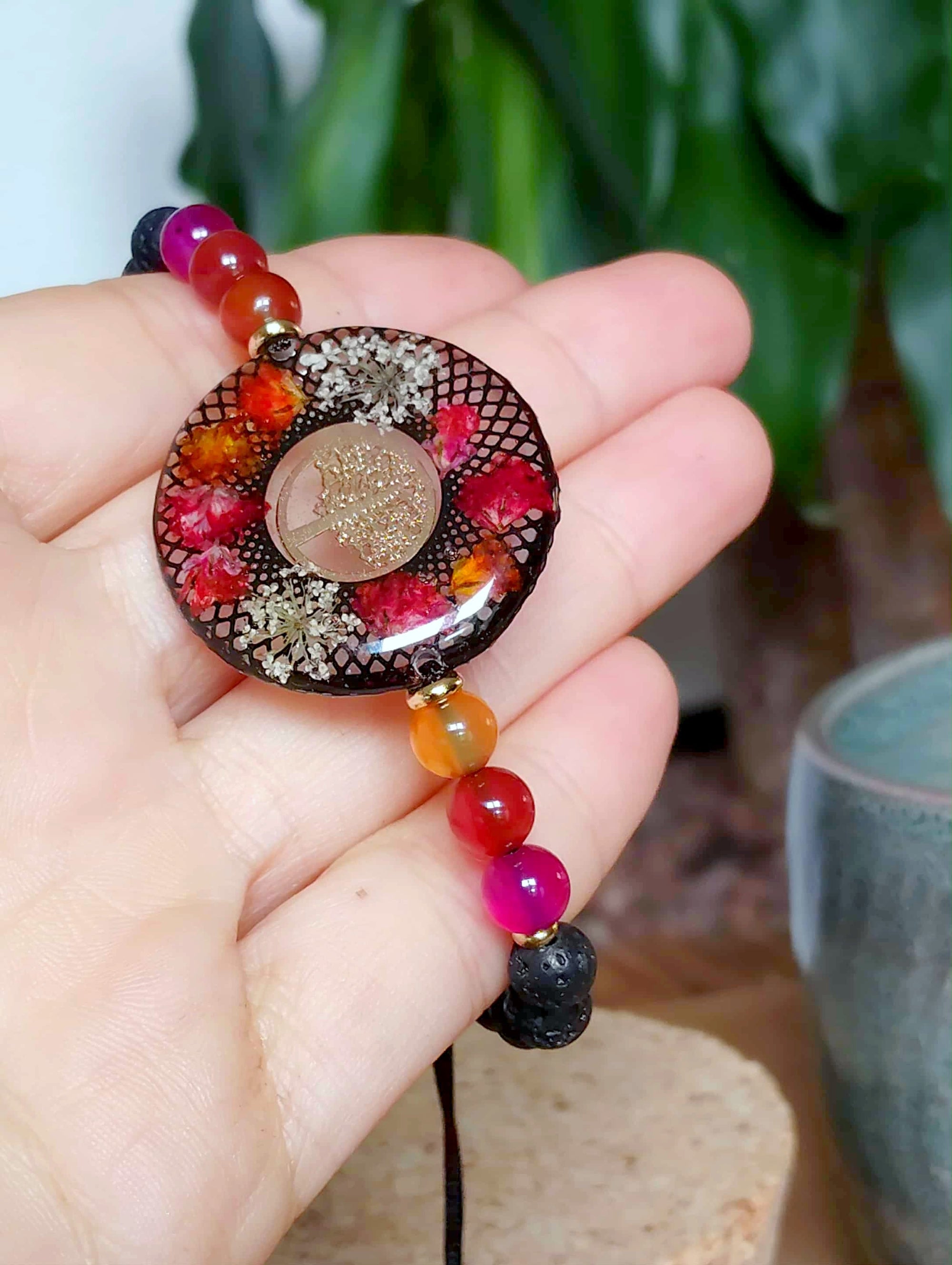 Bracelet  Gypsophiles Fleur de carotte Lave Agate