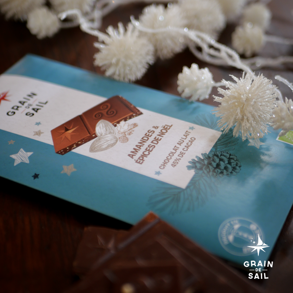 Tablette de chocolat au Lait Amandes et Epices de Noël - 100G - BIO