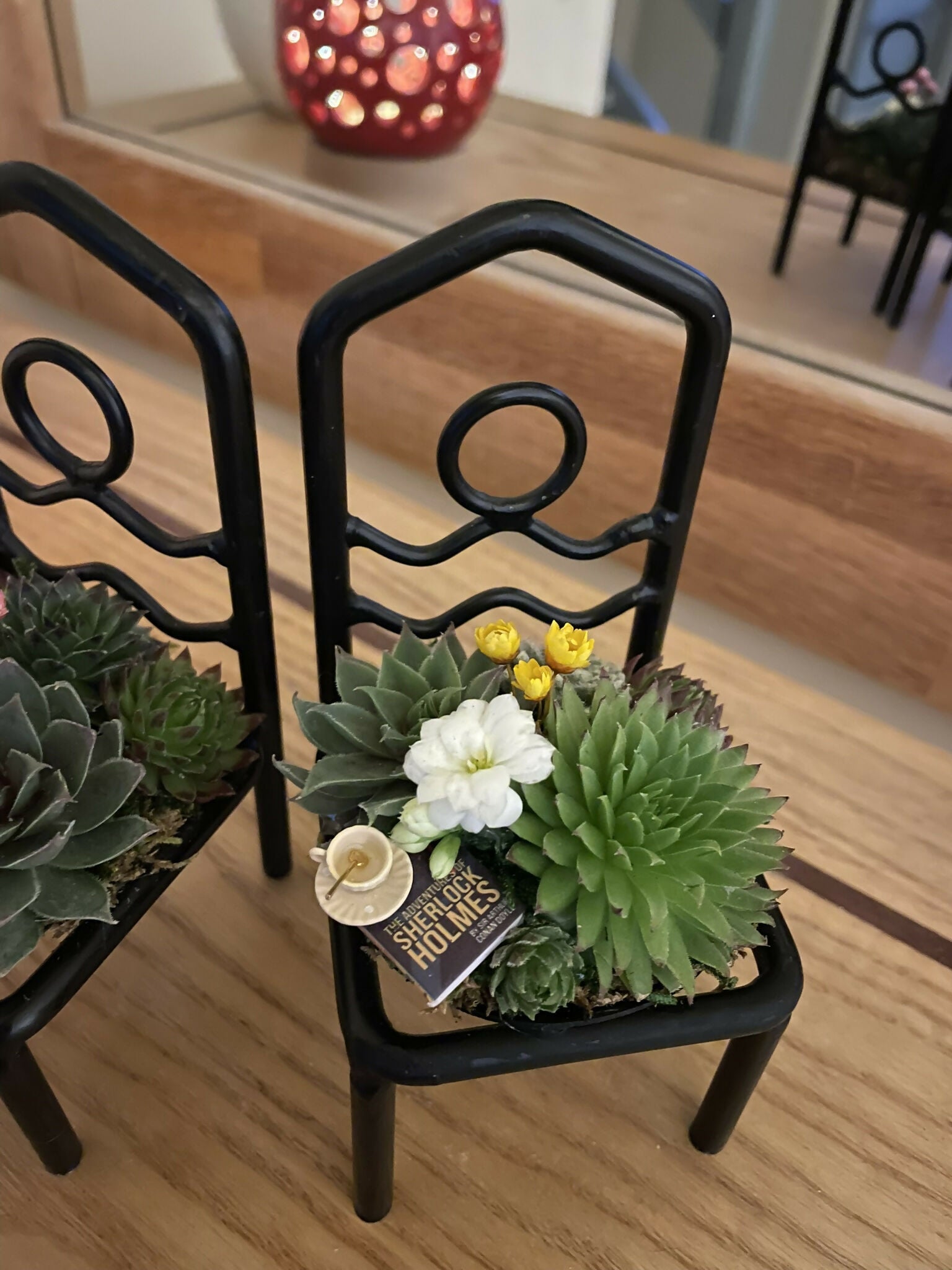 Mini chaise en métal