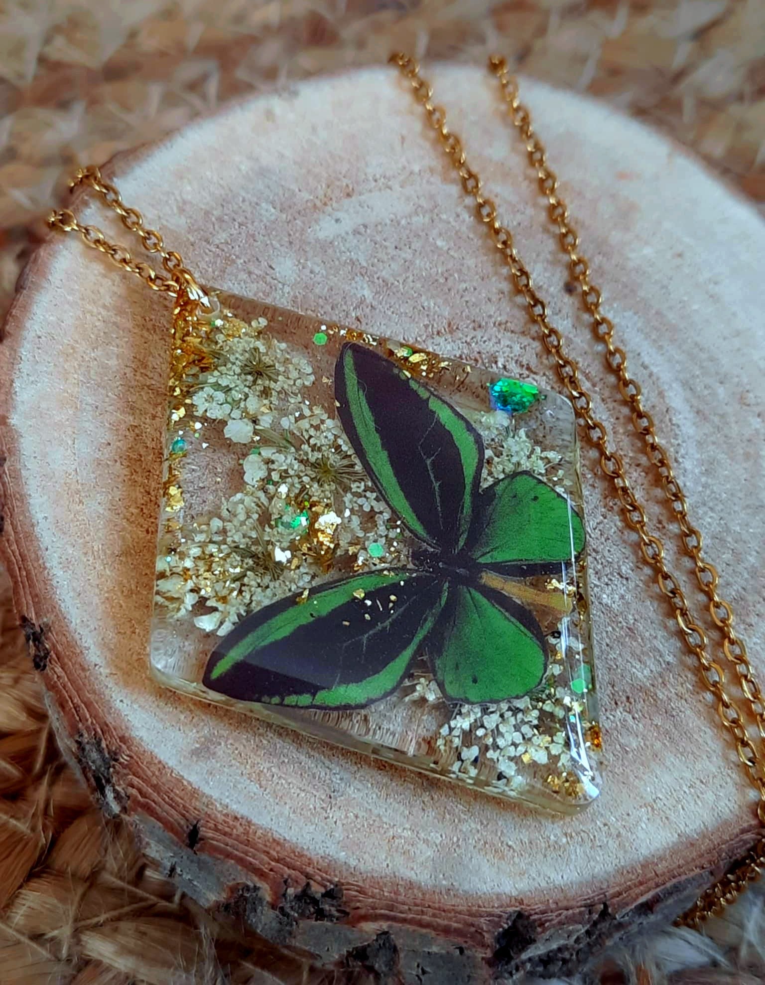 Collier, Fleur de carotte