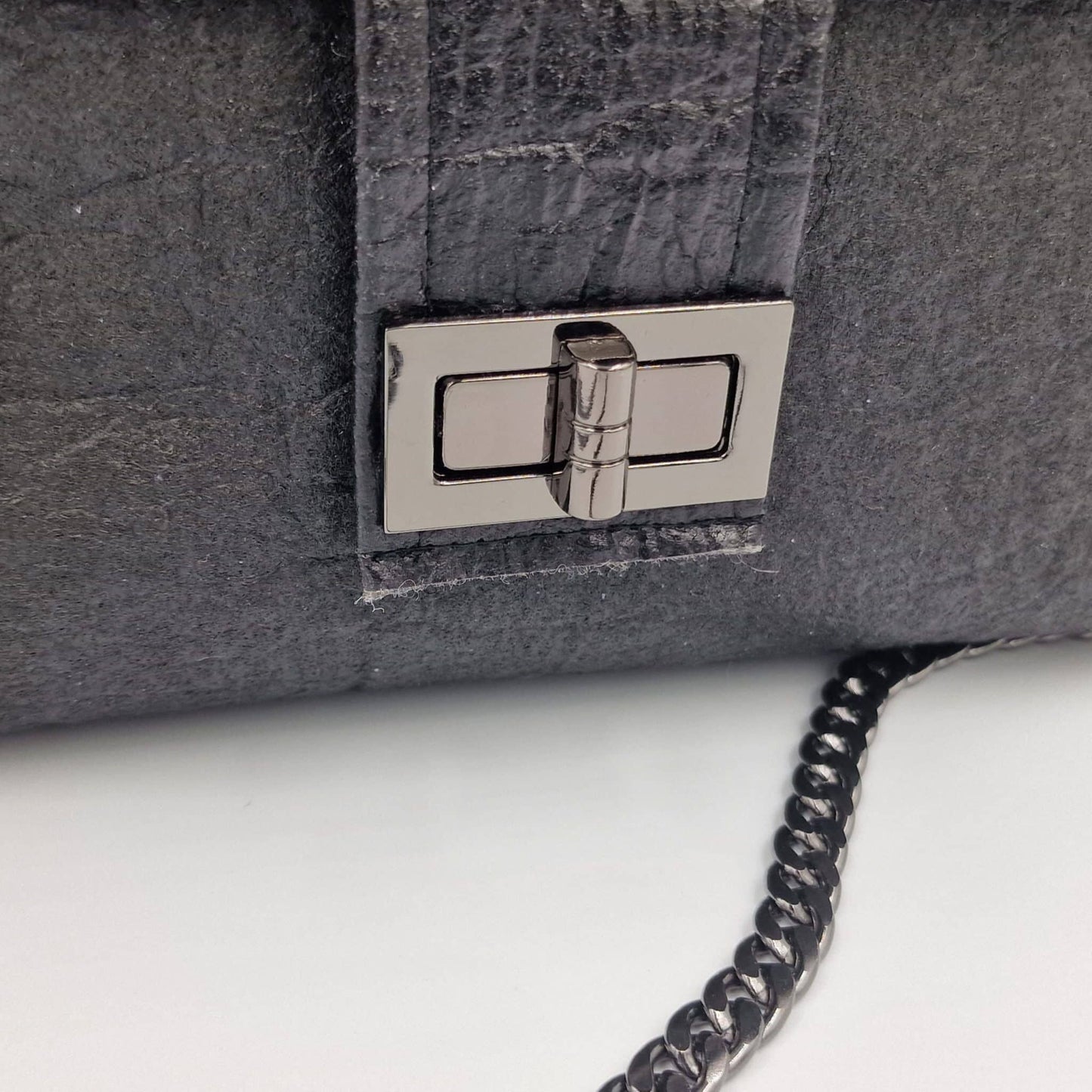 Sac à main en Piñatex (Piñatex®) noir