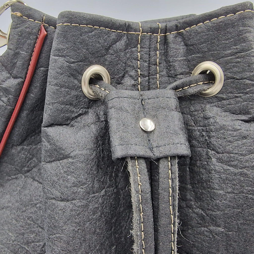 Sac seau en Piñatex ( Piñatex®) noir