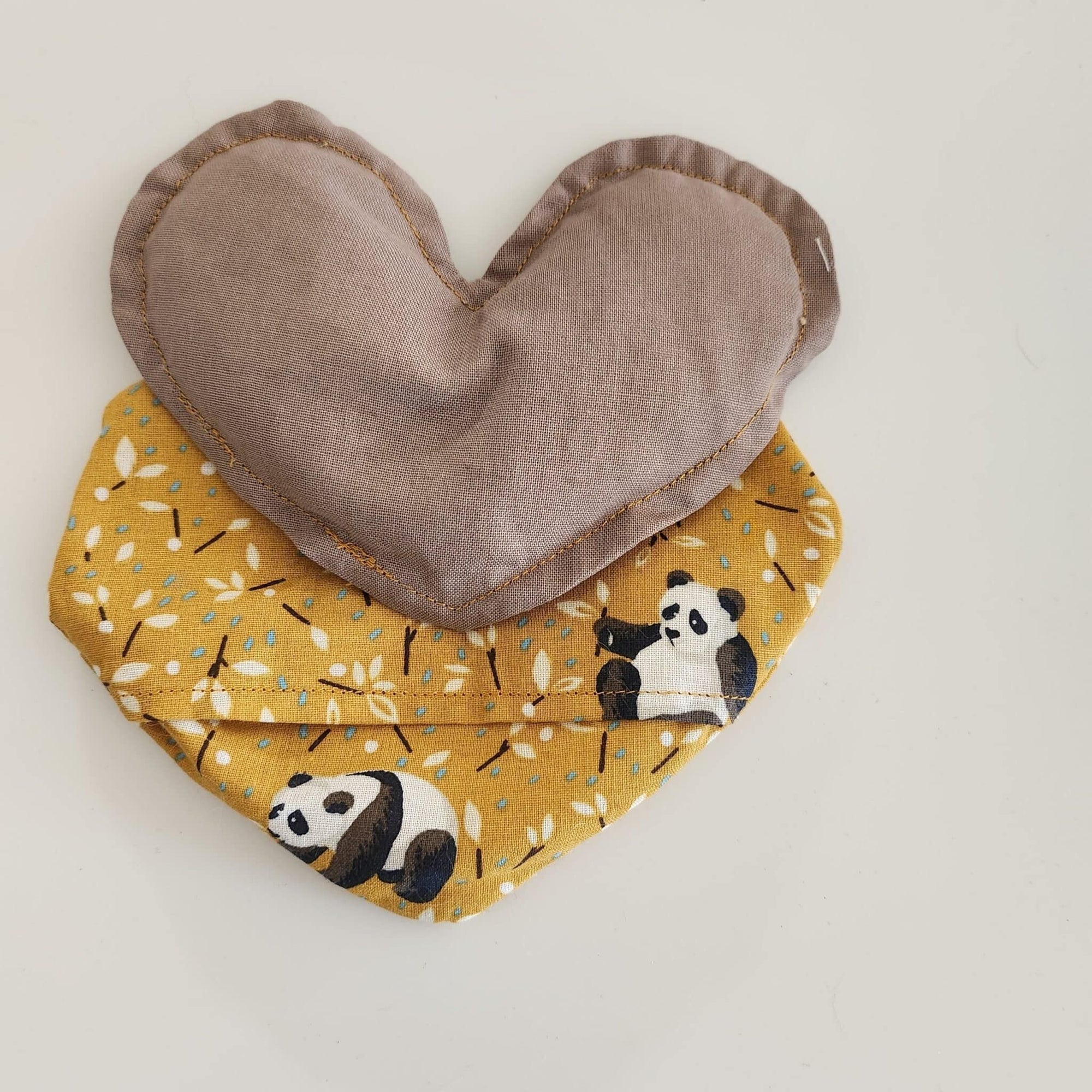 Bouillotte sèche déhoussable aux graines de Lin Bio en forme de coeur