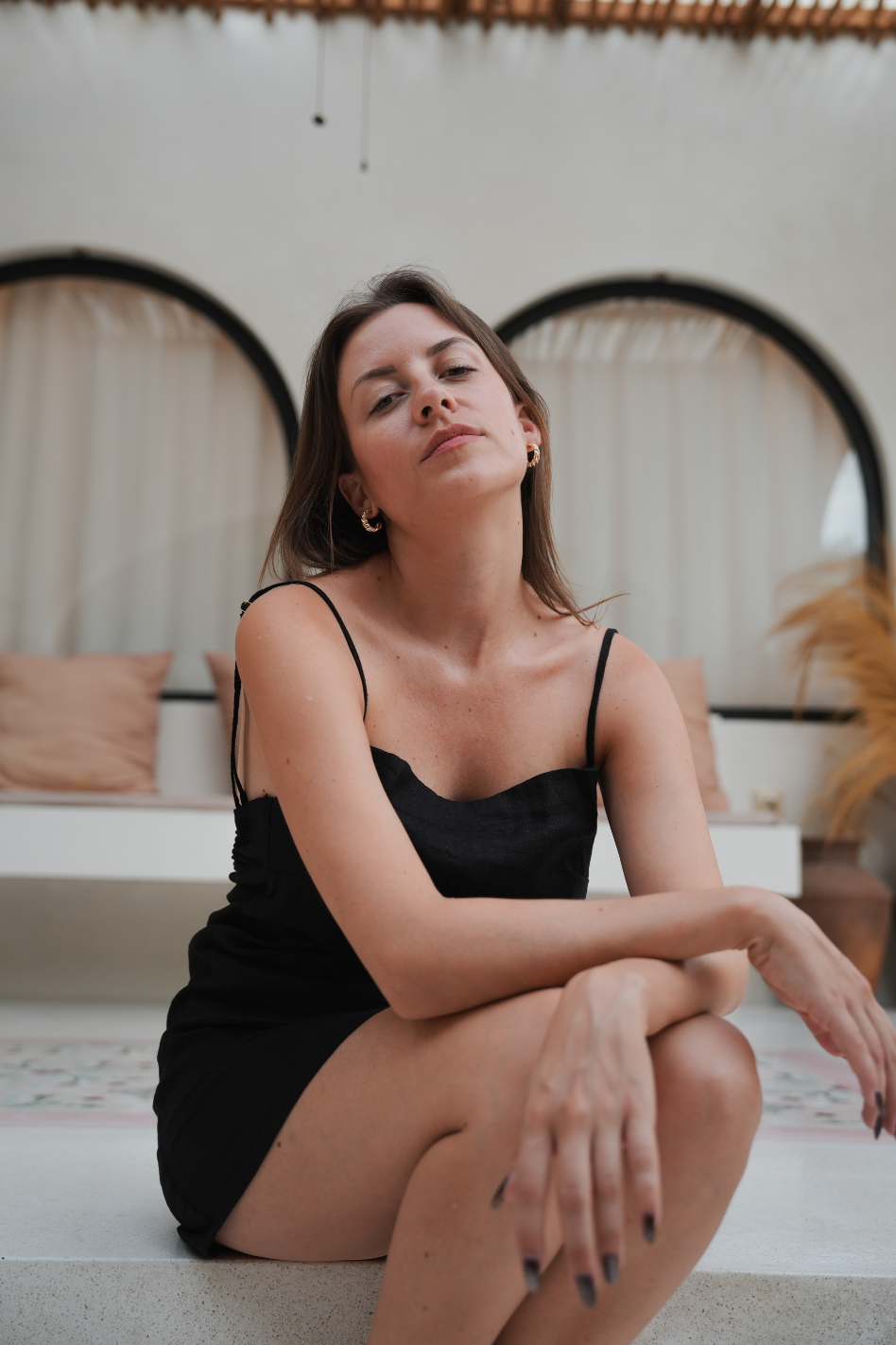 ROBE DOS NU NOIRE ~ HITAM