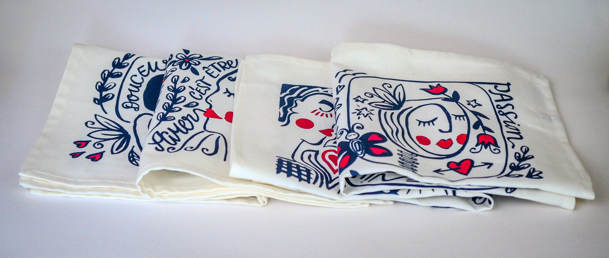 Coffret de 4 serviettes de table  - La Serviette de Table - Linge de table - "Les éternels amoureux"