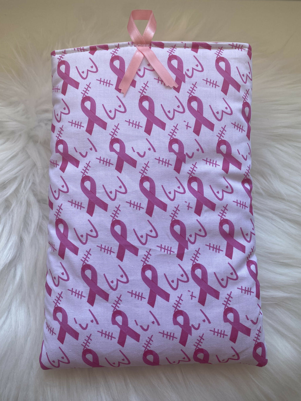 HOUSSE TISSU POUR LIVRE OCTOBRE ROSE 2,50€ reversés à MON BONNET ROSE