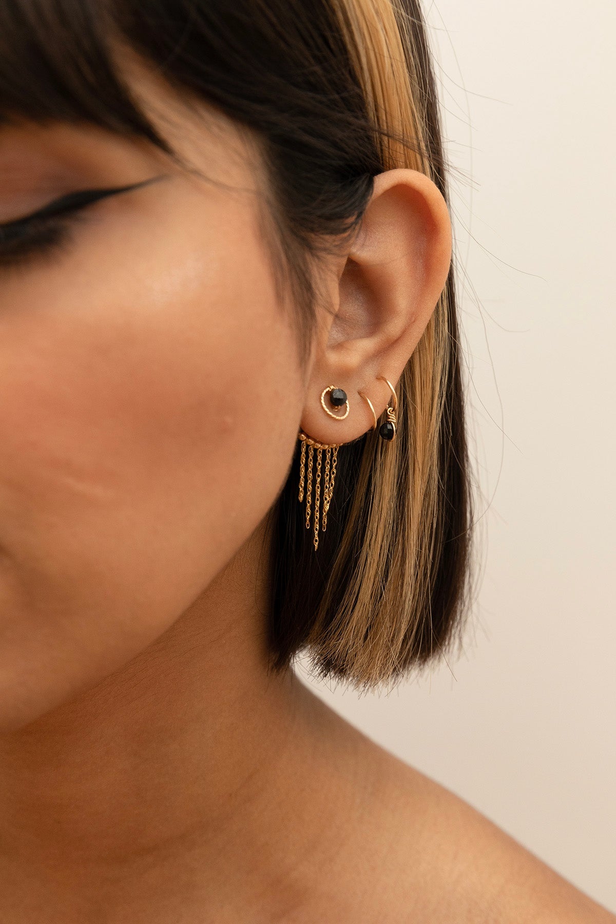 Dos de boucle d'oreille frange