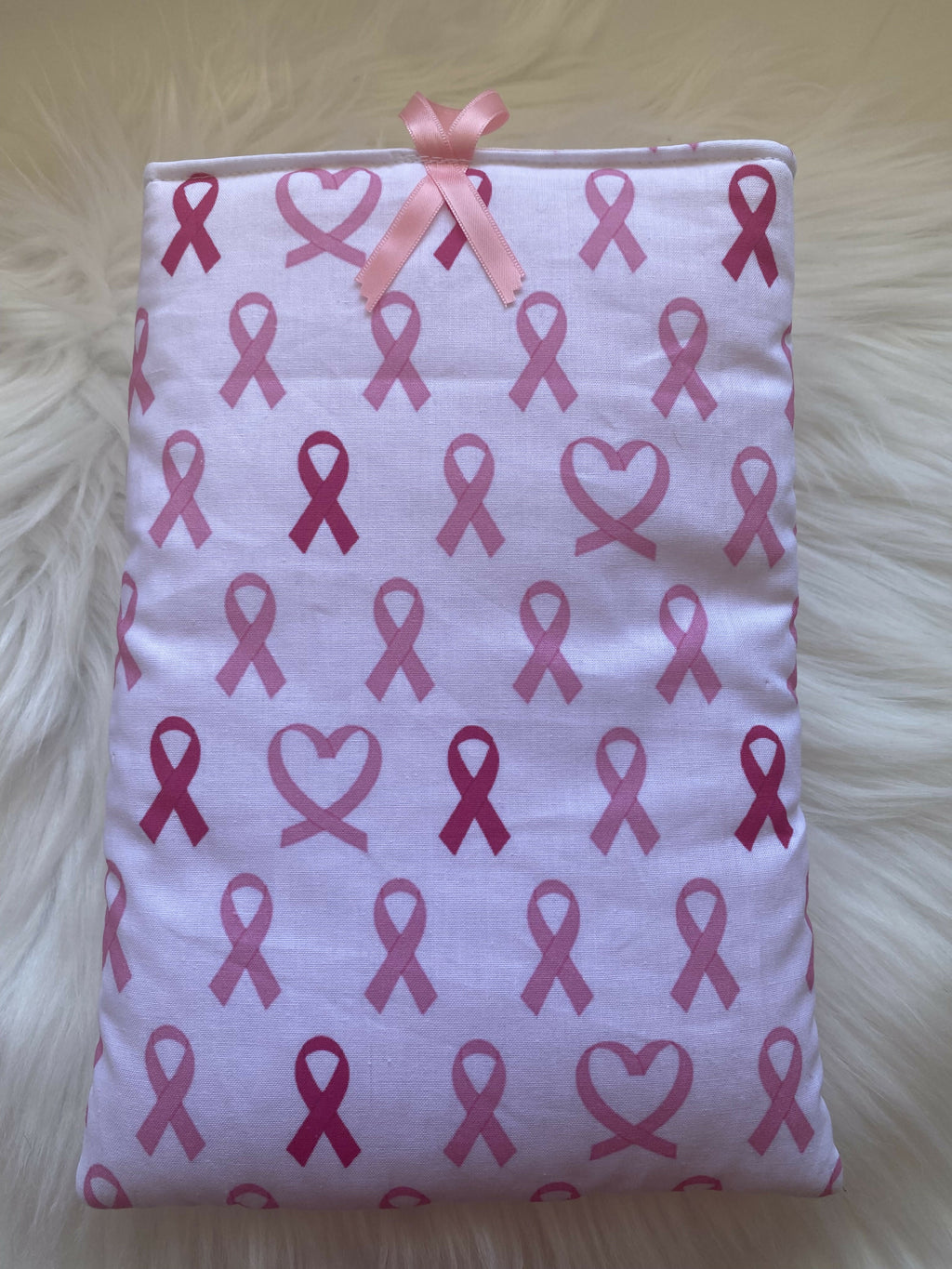 HOUSSE TISSU POUR LIVRE OCTOBRE ROSE 2,50€ reversés à MON BONNET ROSE