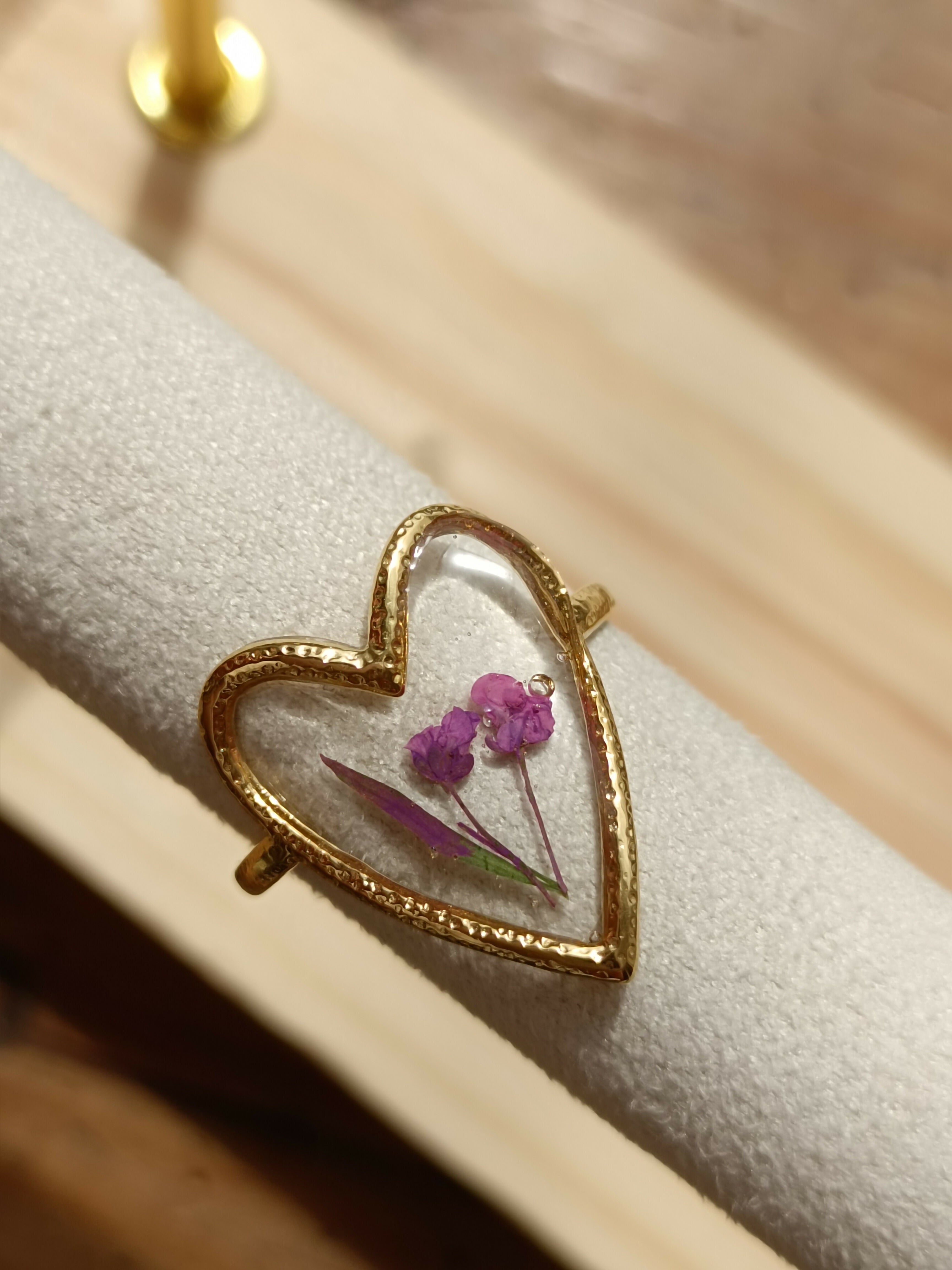 MEL/BCM Hammered Heart Ring