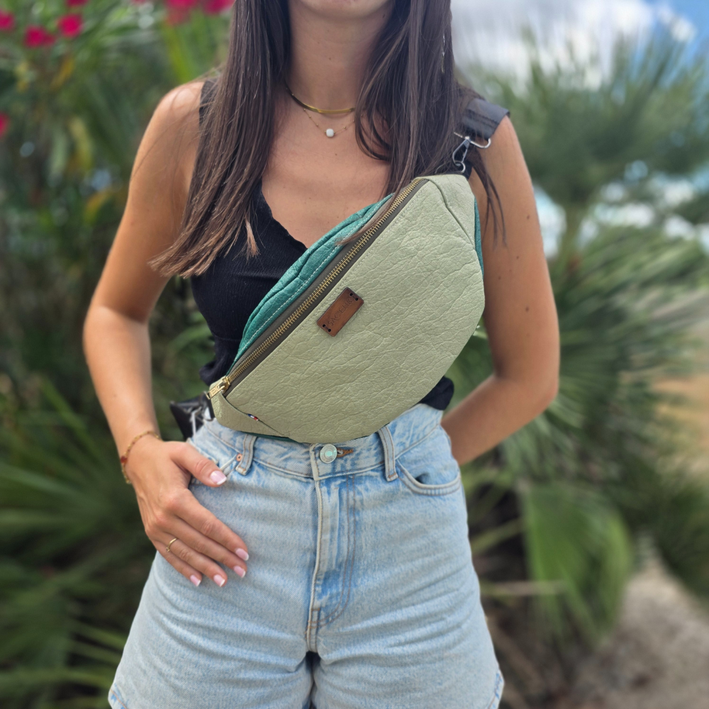 Sac Banane en fibres de feuille d'ananas vert sauge