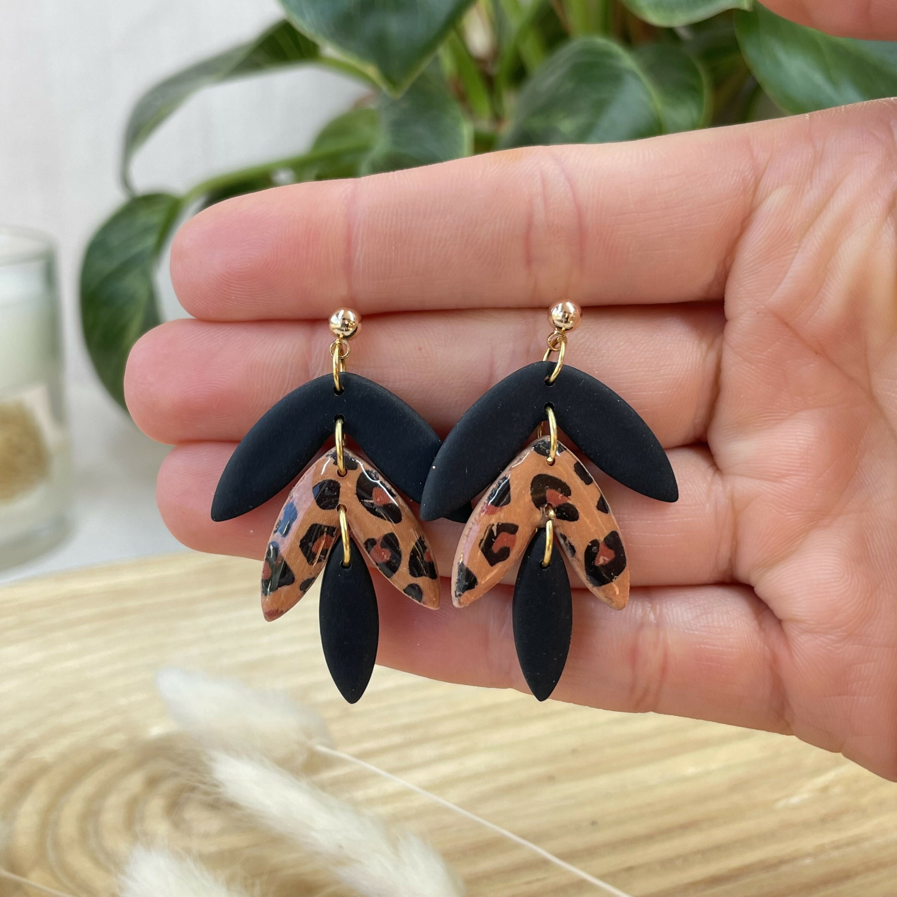 Triple leopard leaf earrings