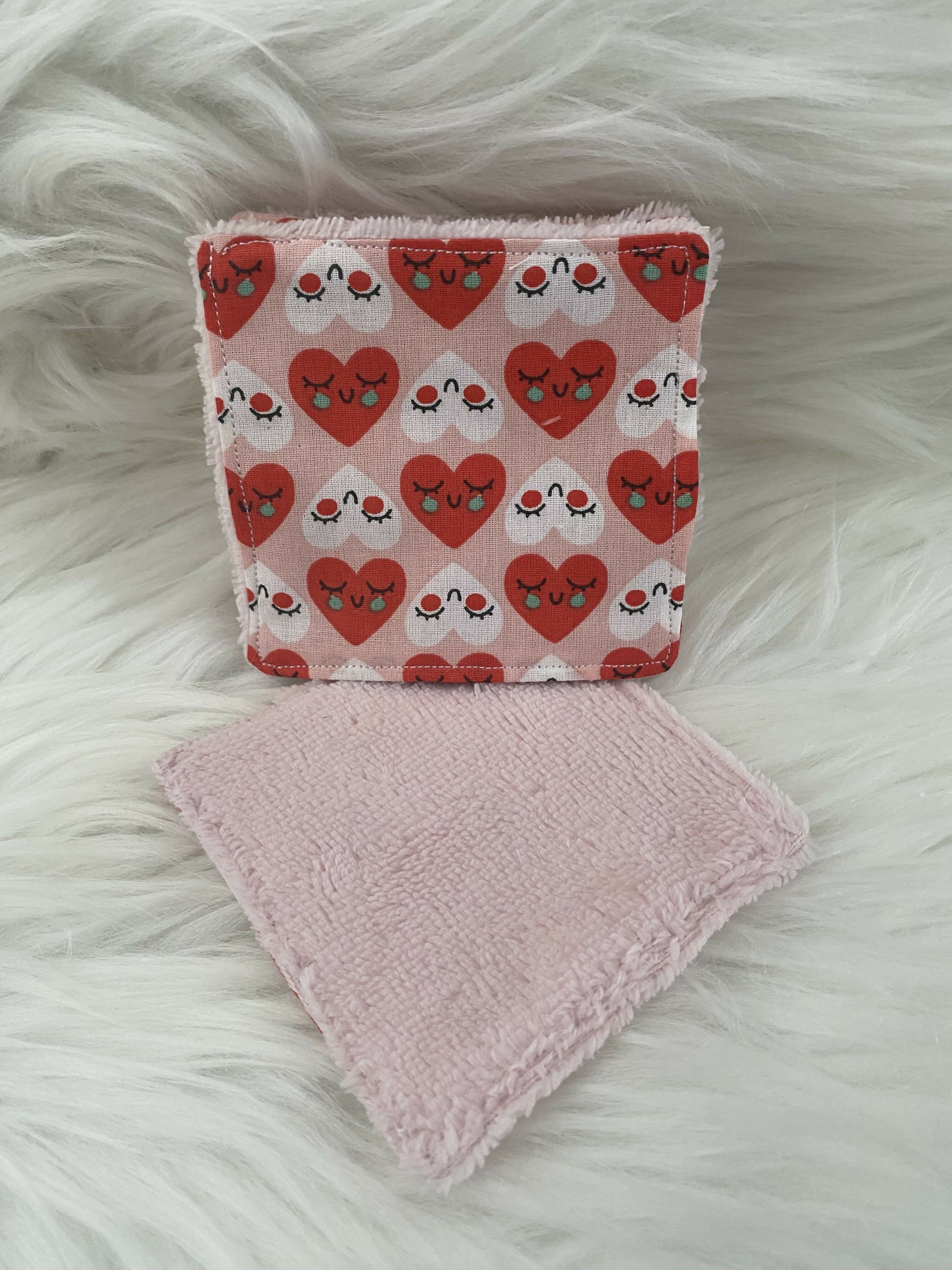 5 LINGETTES OCTOBRE ROSE COLORIS VARIES 1€ Reversé à MON BONNET ROSE