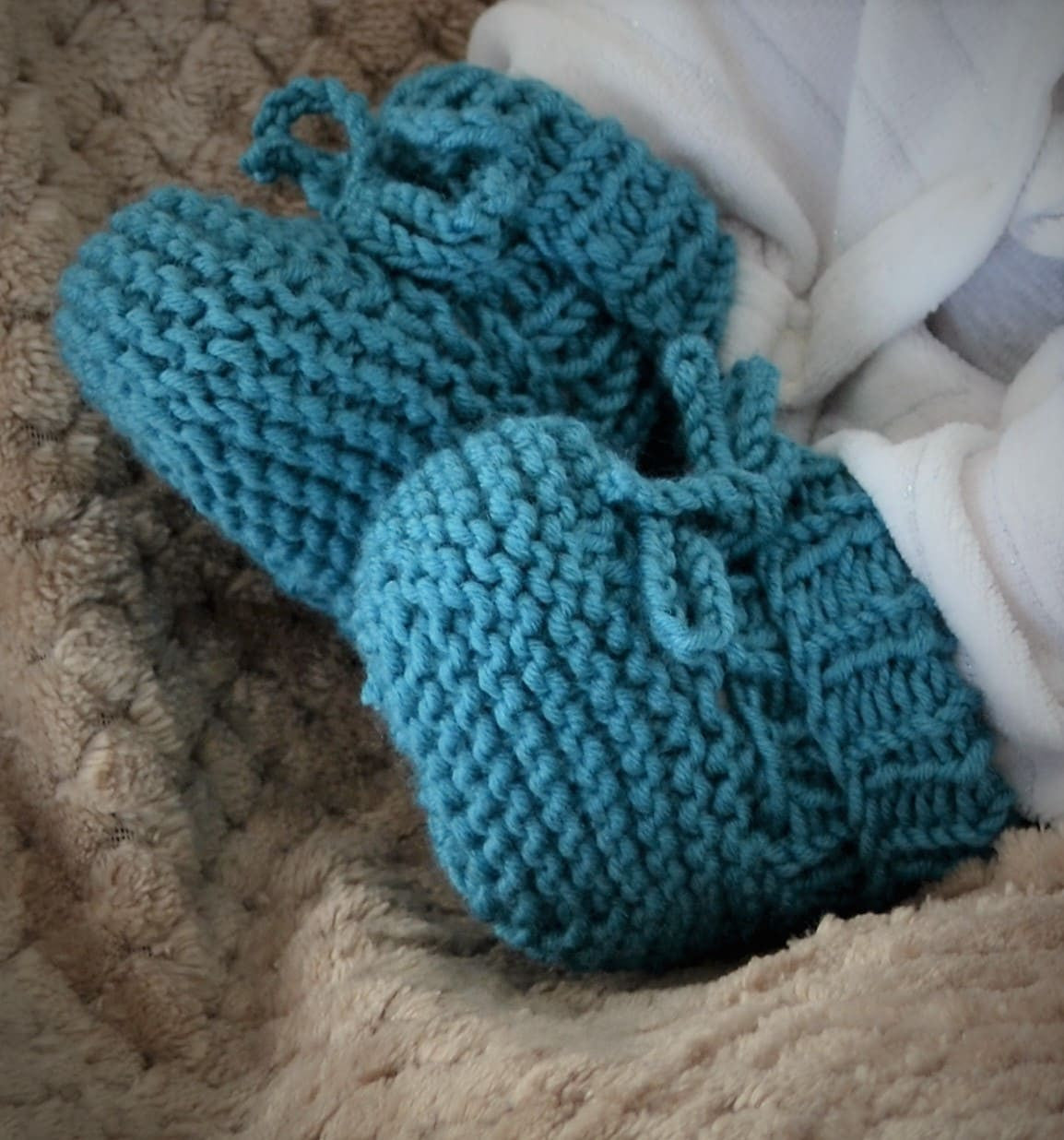 Kit à tricoter : les Chaussons qui tiennent aux petons