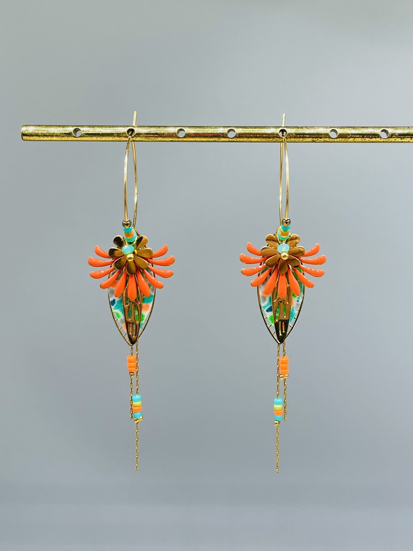 Créoles "Fleurs Indiennes" Orange et vert d'eau
