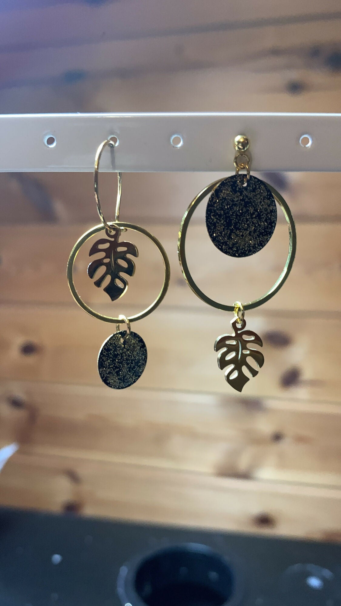 DCA5A87A-4585-4E08-AC21-61BE41909F10