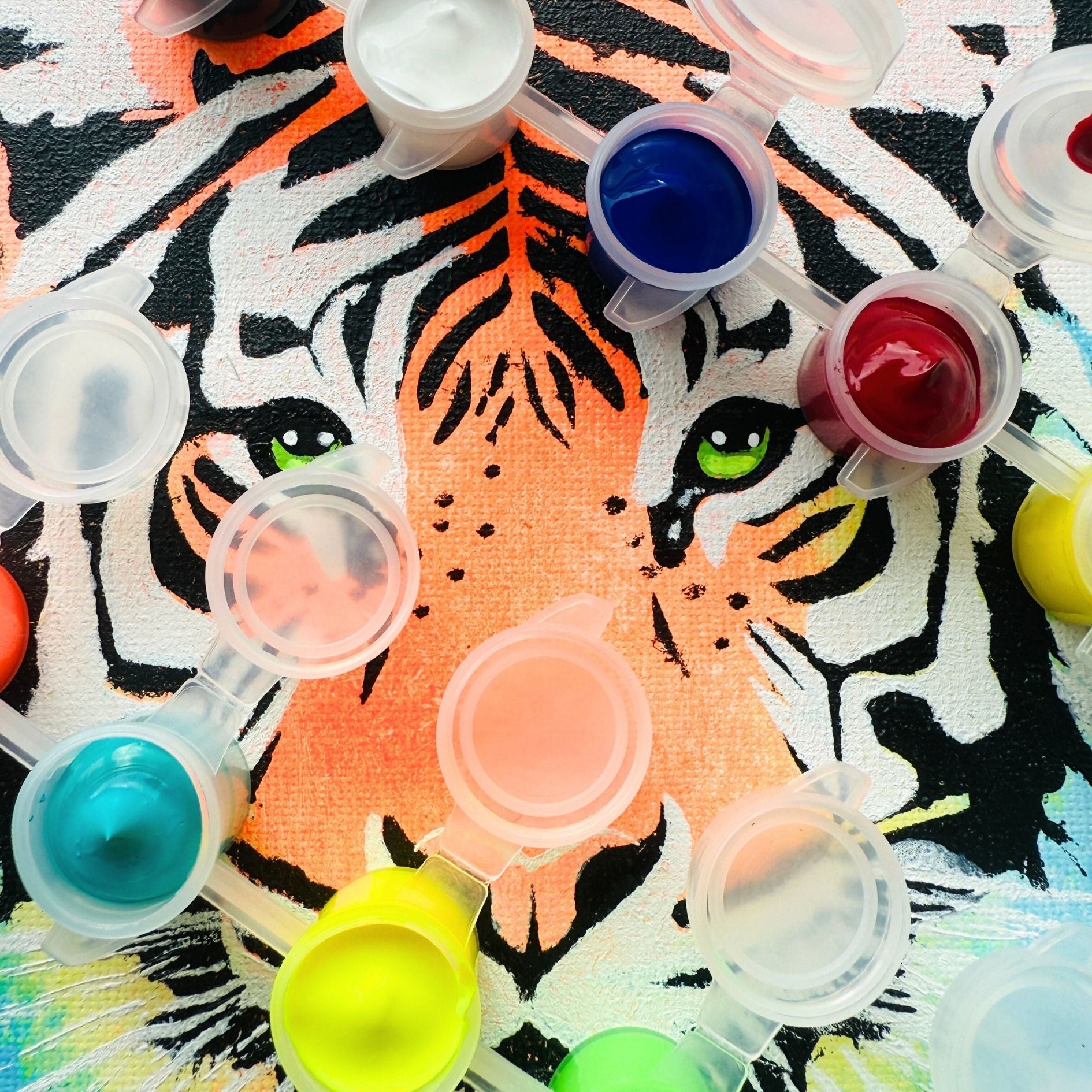 Kit Pochoirs Tigre – 3 pochoirs superposables + toile A4 incluse