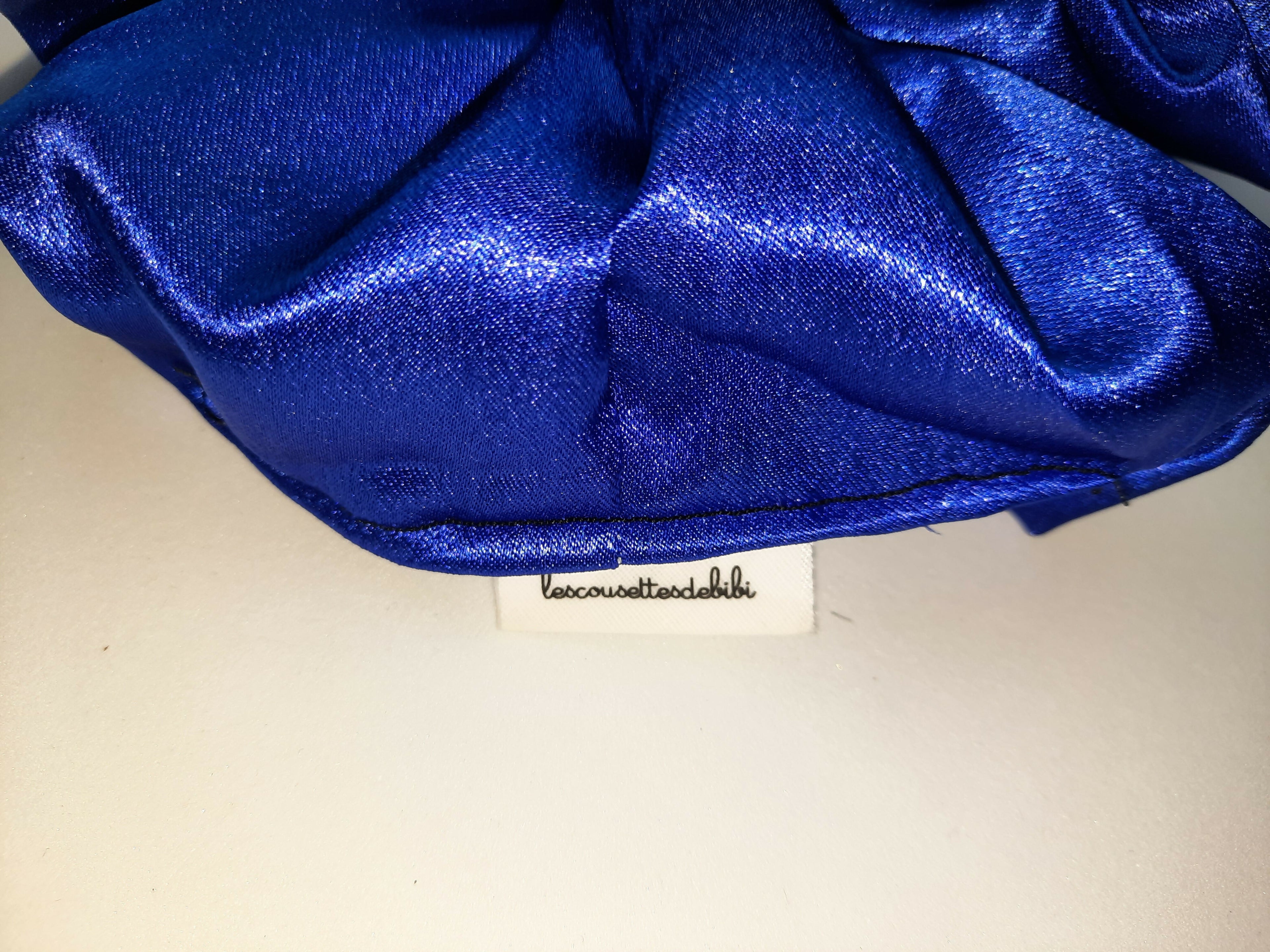 Snow White Scrunchie Medium