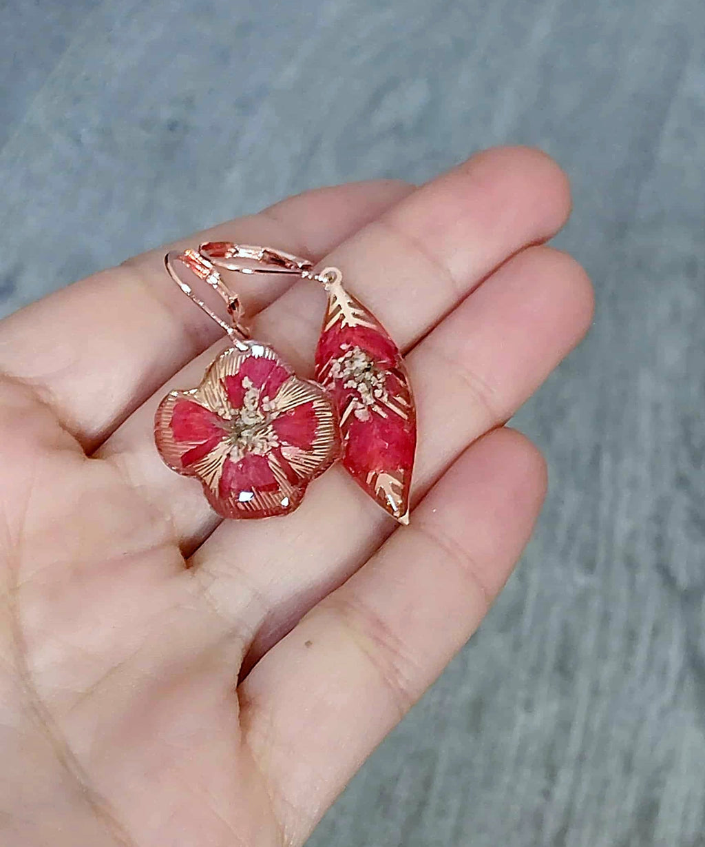 Boucles d'oreille Asymétrique Fleur de carotte Statice