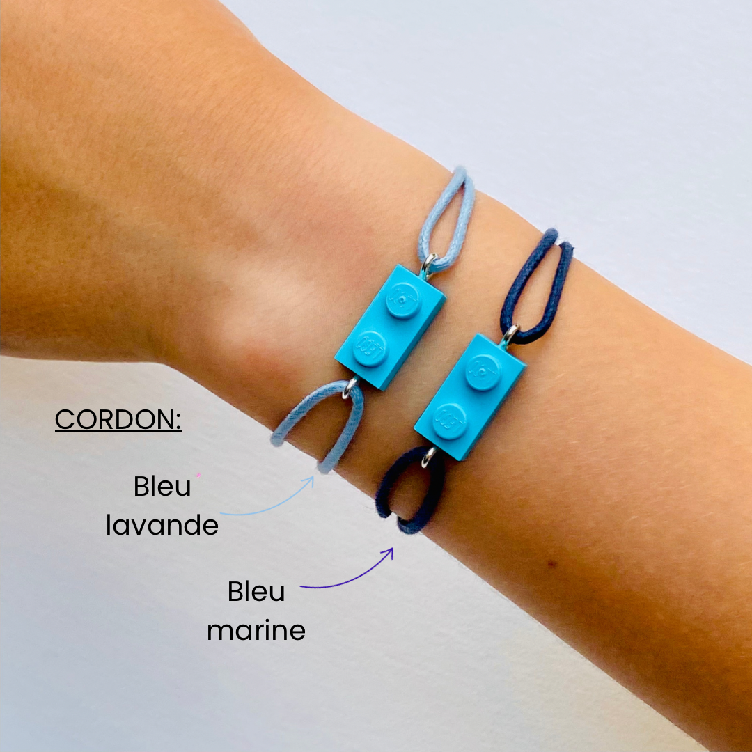 Bracelet d'amitié avec une brique Lego et cordon coton ajustable