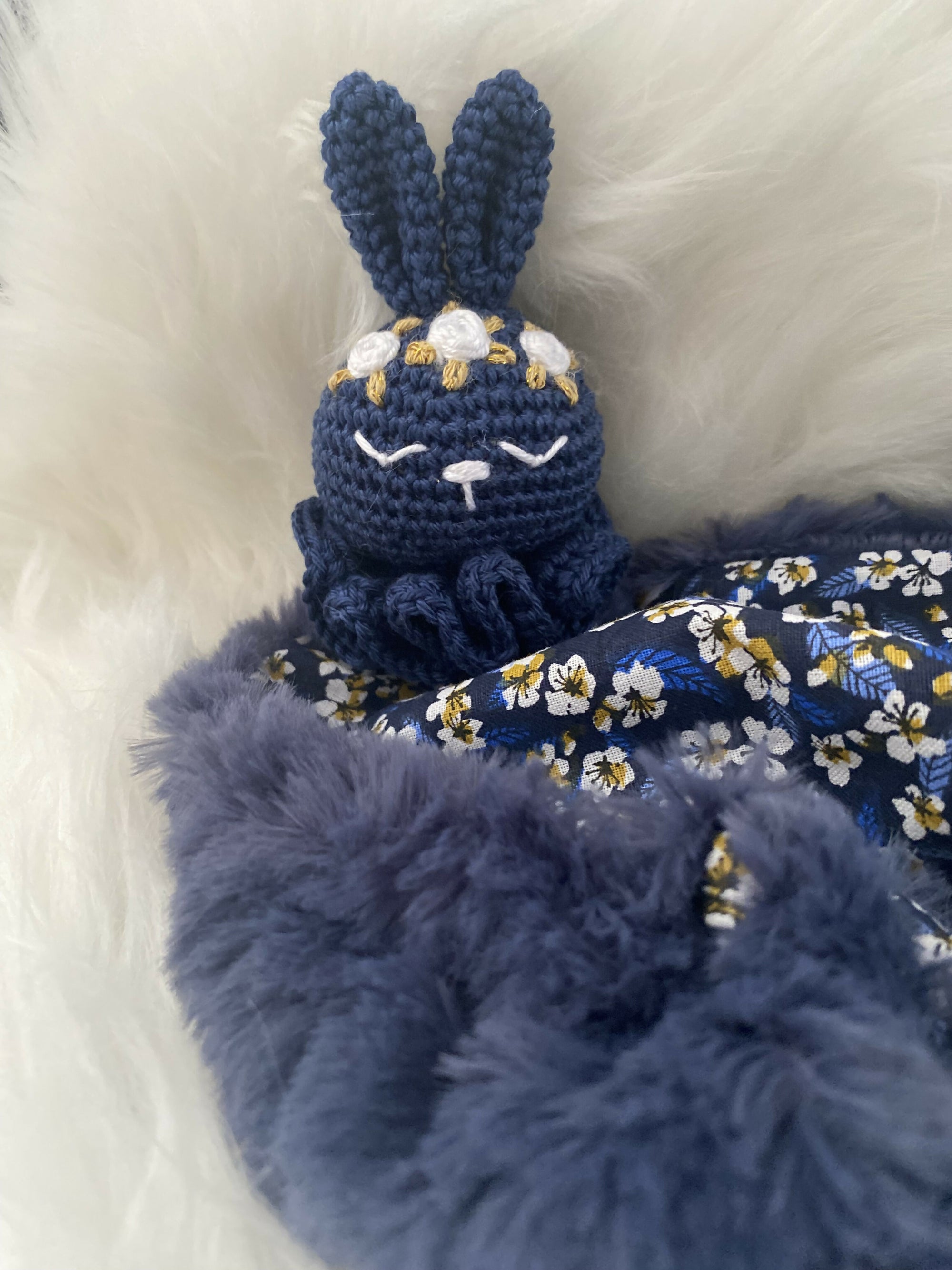 LAPINBLEUFLEURS