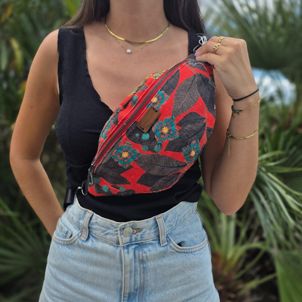 Sac Banane en Lin rouge et bleu