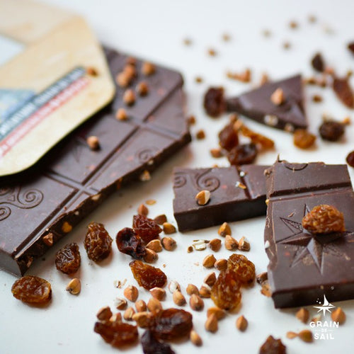 Dark chocolate bar, raisins and roasted buckwheat - 100G - ORGANIC