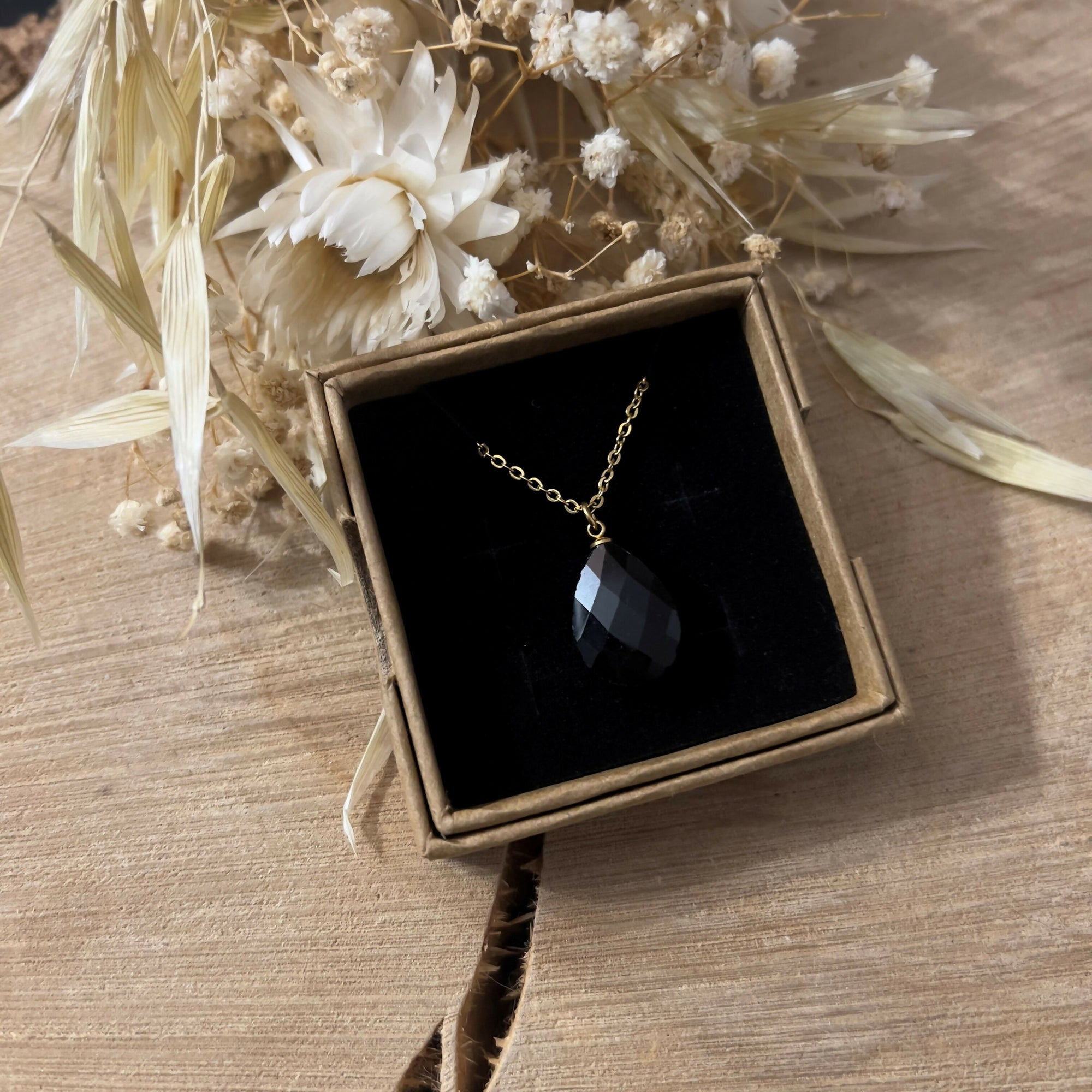 Collier perle noire