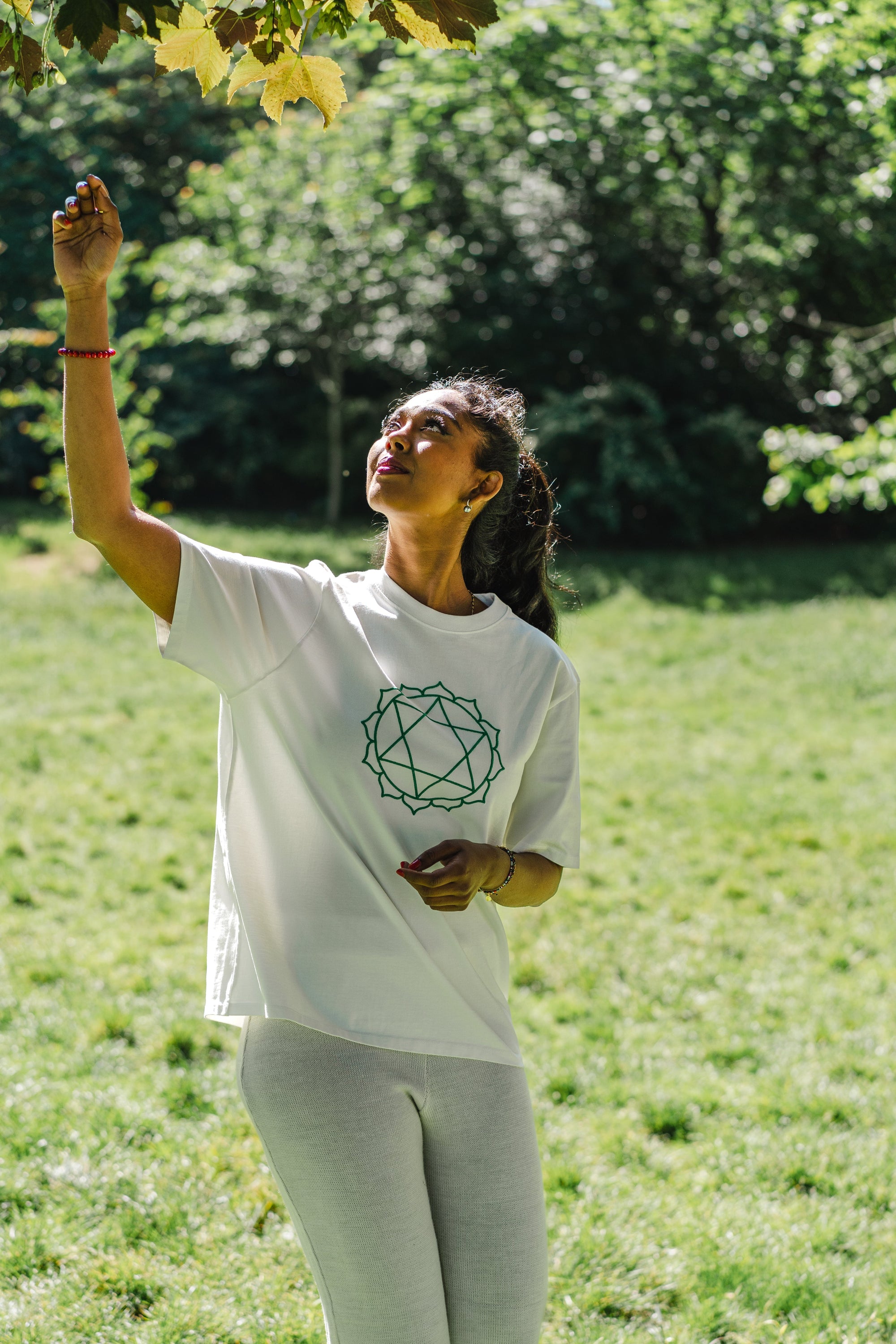 Tee-shirt Unisex Chakra du Coeur en Coton Bio